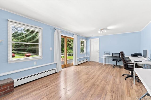 27 S Ketcham Avenue, Amityville, NY 11701