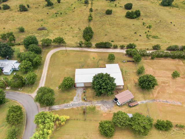 5821 Waterworks Road, Midlothian, TX 76065