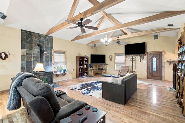 5821 Waterworks Road, Midlothian, TX 76065