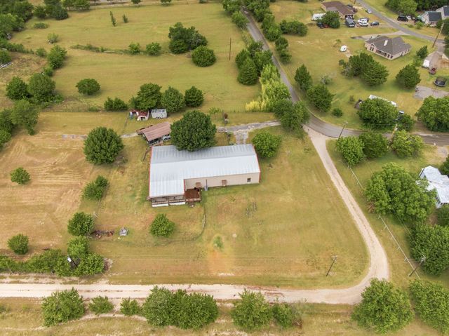 5821 Waterworks Road, Midlothian, TX 76065