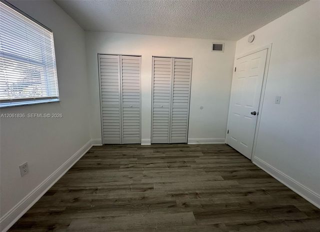 5435 W 24th Avenue 41, Hialeah, FL 33016