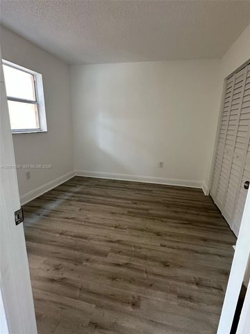5435 W 24th Avenue 41, Hialeah, FL 33016