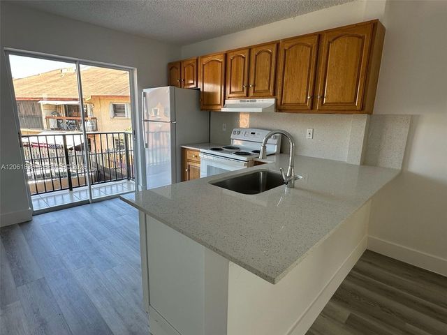 5435 W 24th Avenue 41, Hialeah, FL 33016