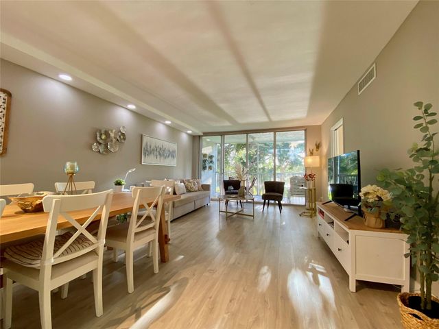 3010 N Course Dr 209, Pompano Beach, FL 33069