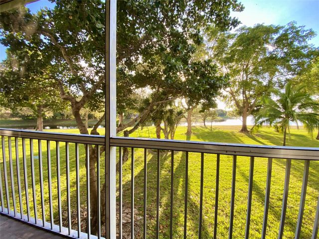 3010 N Course Dr 209, Pompano Beach, FL 33069