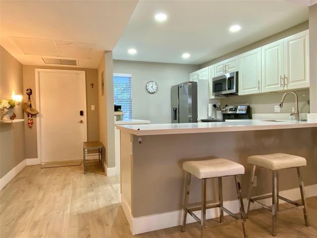 3010 N Course Dr 209, Pompano Beach, FL 33069