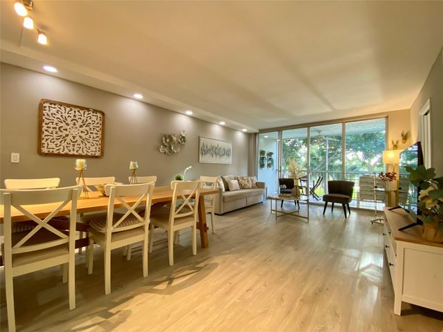 3010 N Course Dr 209, Pompano Beach, FL 33069