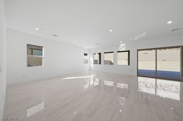 374 Tigullio Avenue, Henderson, NV 89011