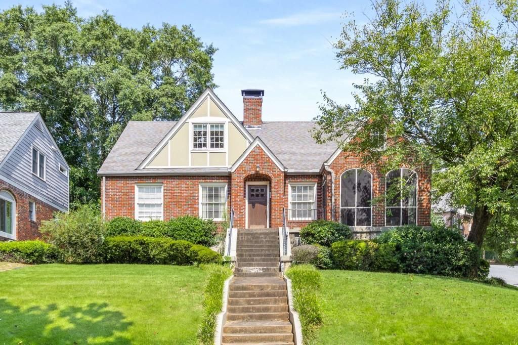 1076 Lanier NE Boulevard, Atlanta, GA 30306
