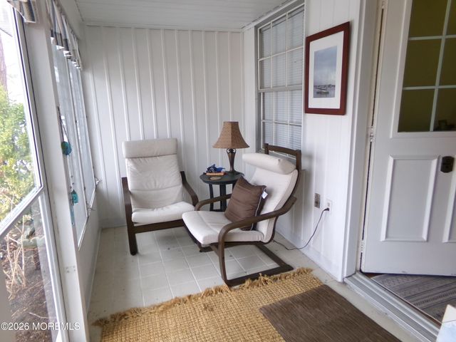 381B Chatham Court, Lakewood, NJ 08701