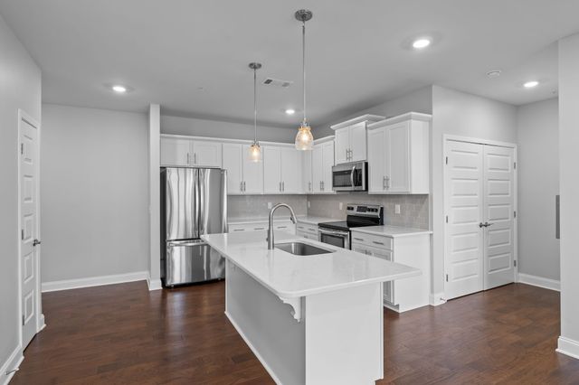 1801 Shadow Green Dr Unit 204, Franklin, TN 37064