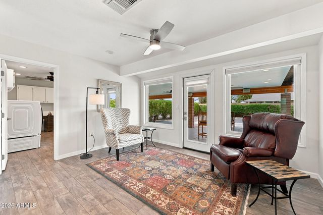 10011 W PRAIRIE HILLS Circle, Sun City, AZ 85351