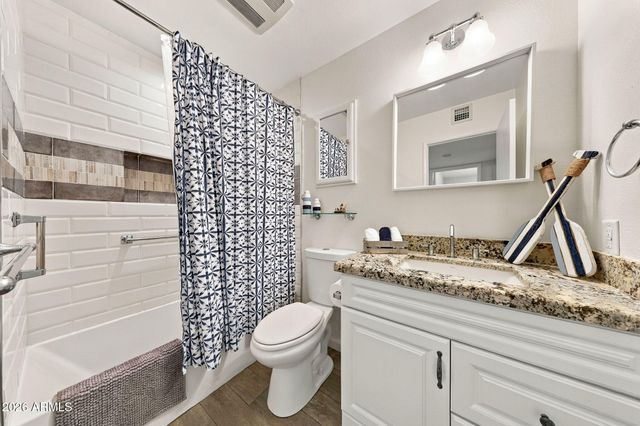 10011 W PRAIRIE HILLS Circle, Sun City, AZ 85351