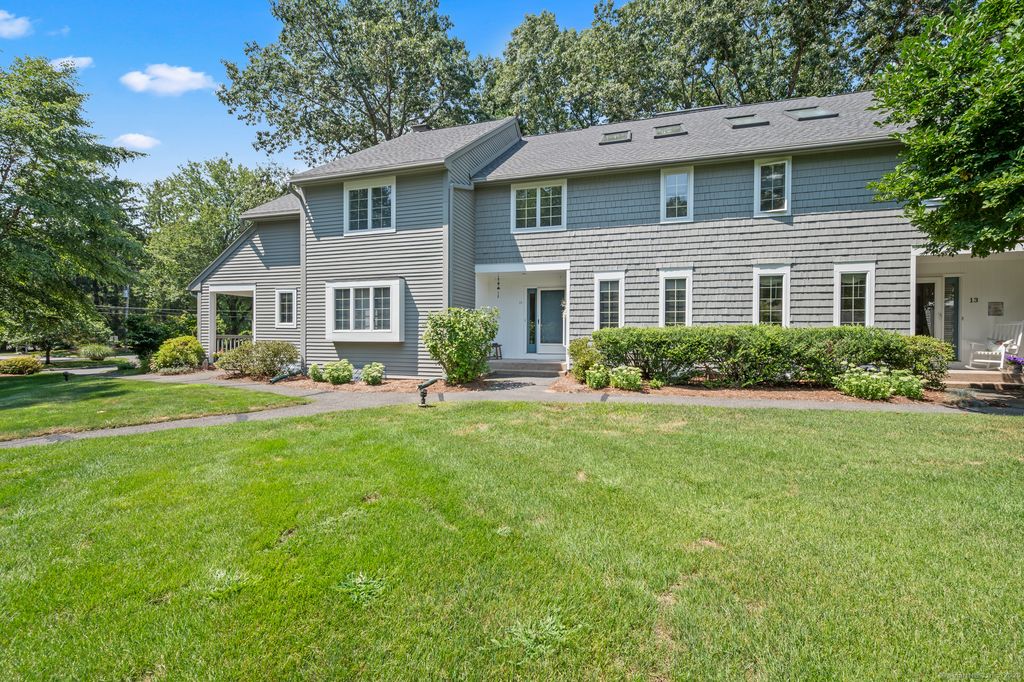 11 Williams Glen Way 11, Glastonbury, CT 06033