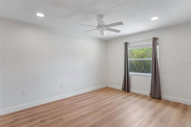 7900 CAYUGA DRIVE, New Port Richey, FL 34653