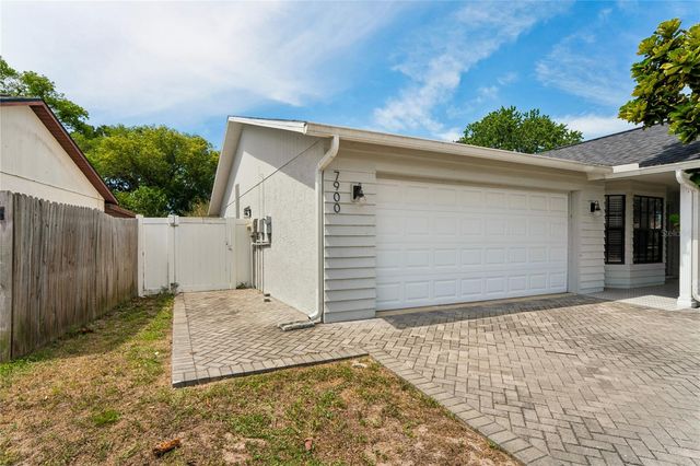7900 CAYUGA DRIVE, New Port Richey, FL 34653