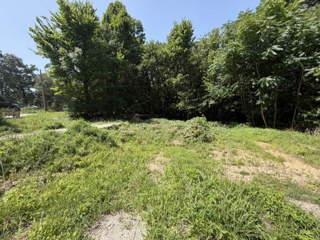 17 Pine Street, Bella Vista, AR 72714