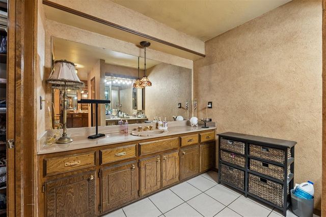 9400 S Sooner Drive, Oklahoma City, OK 73165