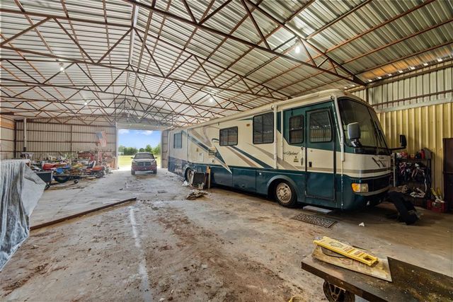 9400 S Sooner Drive, Oklahoma City, OK 73165