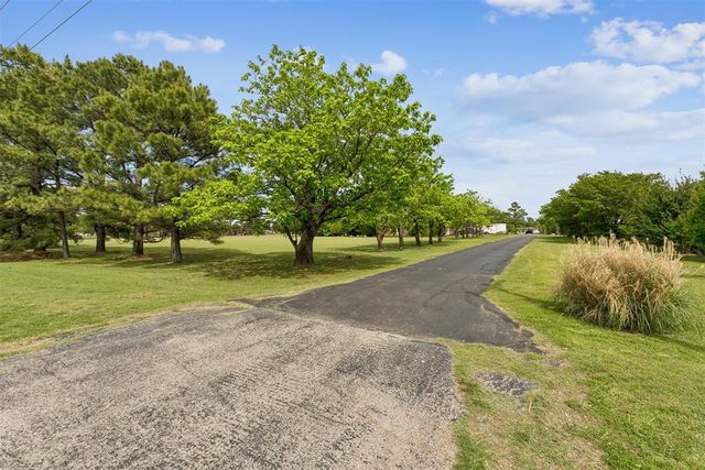 9400 S Sooner Drive, Oklahoma City, OK 73165