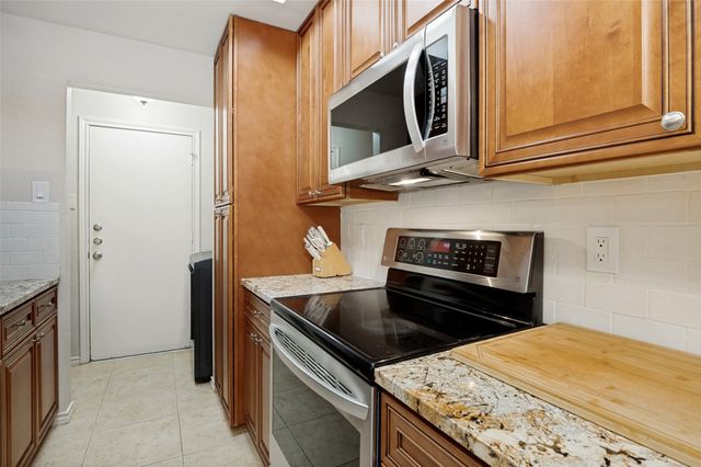 4050 Frankford Road 1004, Dallas, TX 75287