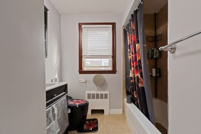 26 Beulah St, Framingham, MA 01701