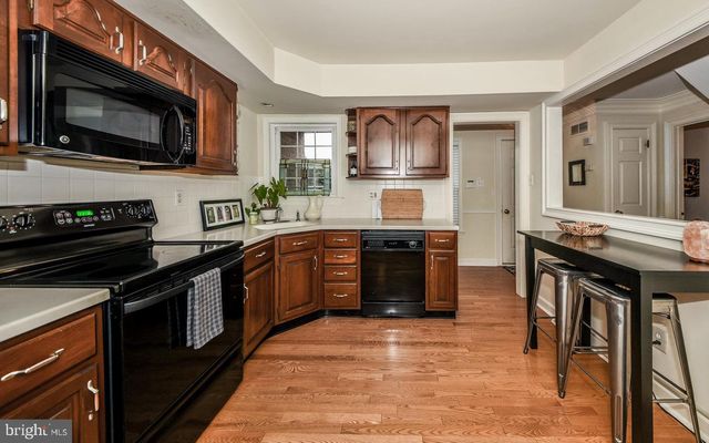 55 SUTPHIN PNES WAY, Yardley, PA 19067