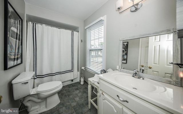 55 SUTPHIN PNES WAY, Yardley, PA 19067