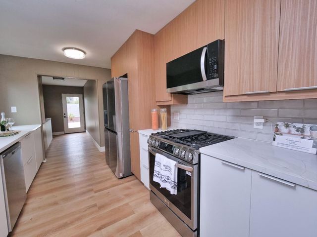 7433 Moeser Lane, El Cerrito, CA 94530