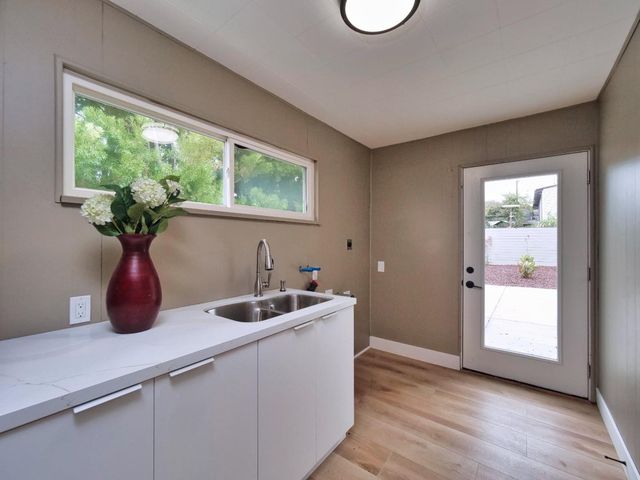 7433 Moeser Lane, El Cerrito, CA 94530