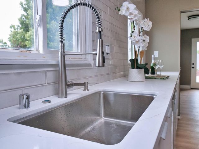 7433 Moeser Lane, El Cerrito, CA 94530