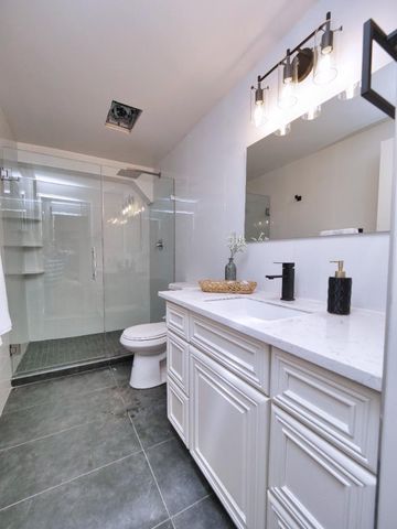7433 Moeser Lane, El Cerrito, CA 94530