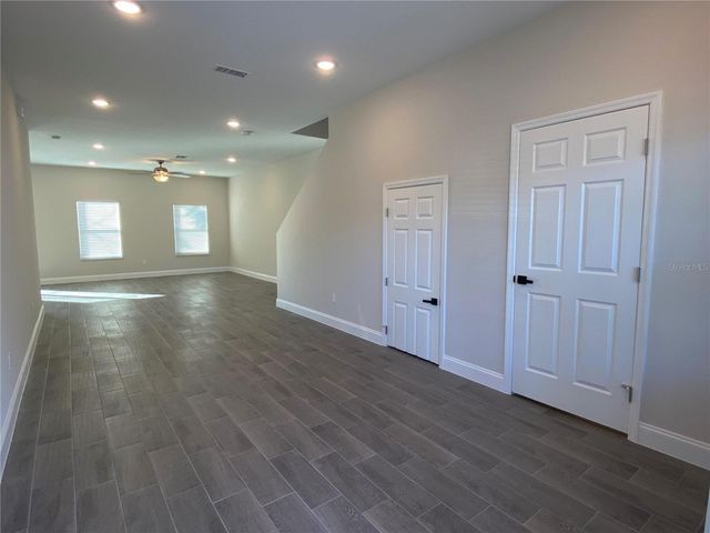 732 S LEE AVENUE, Orlando, FL 32805