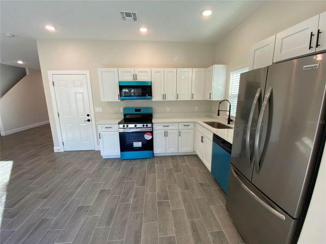 732 S LEE AVENUE, Orlando, FL 32805