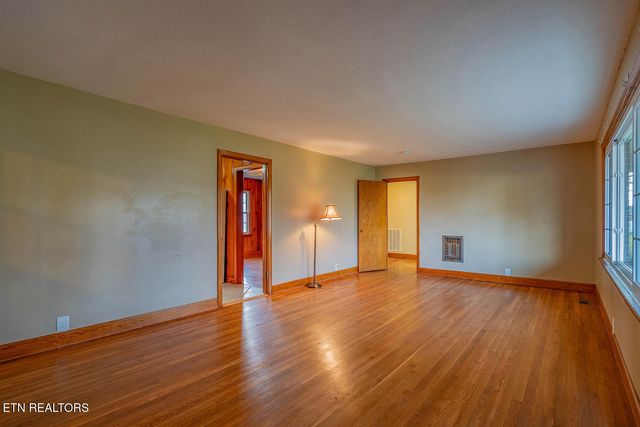 5904 New Beaver Creek Drive, Knoxville, TN 37931