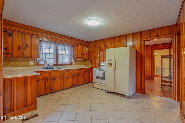 5904 New Beaver Creek Drive, Knoxville, TN 37931