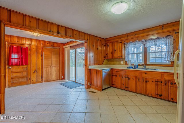 5904 New Beaver Creek Drive, Knoxville, TN 37931