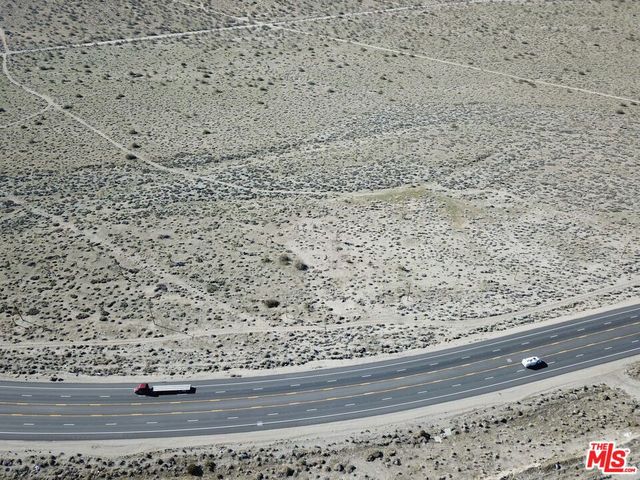 6386 Pearblossom Highway, Palmdale, CA 93552