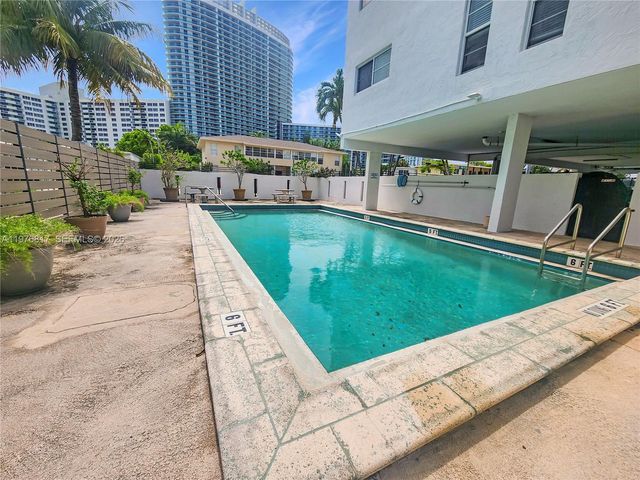 1455 West Ave 202, Miami Beach, FL 33139