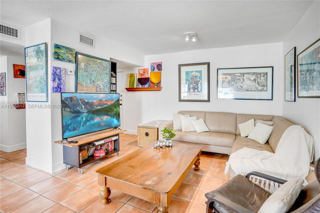 1455 West Ave 202, Miami Beach, FL 33139