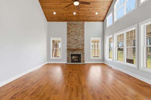 2385 Pleasant View Rd, Pleasant View, TN 37146