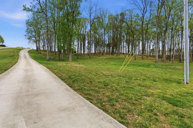 2385 Pleasant View Rd, Pleasant View, TN 37146