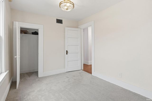 3911 S Landess Street, Marion, IN 46952