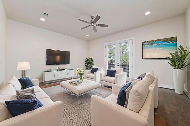 1917 W 15th Street A, Houston, TX 77008