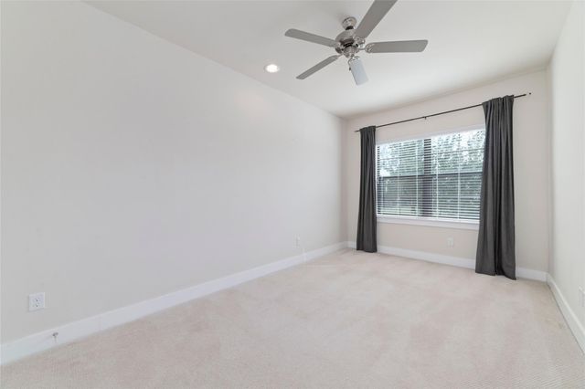 1917 W 15th Street A, Houston, TX 77008