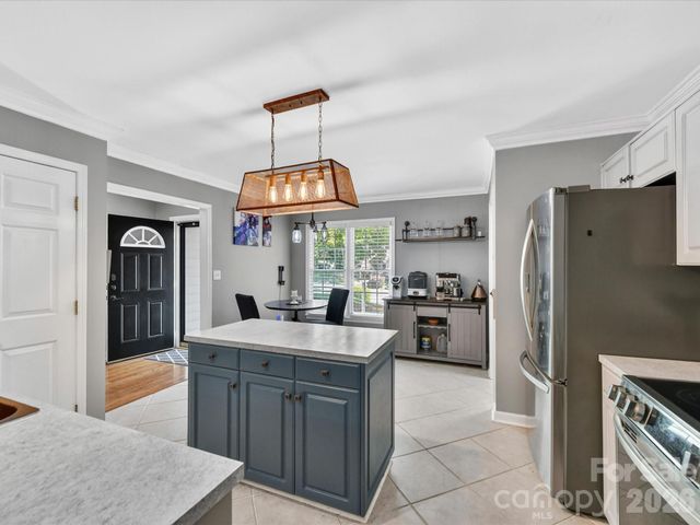 4303 Stonefield Drive, Charlotte, NC 28269