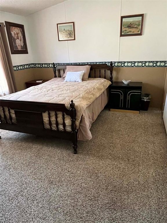 Image 13 of property listing at 22830 SW 118TH PLACE, Dunnellon, FL 34431