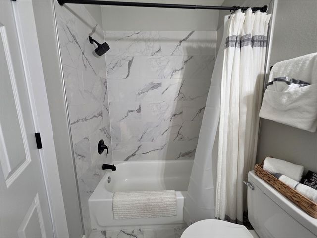 2402 SE Jayel Terrace 1, Bentonville, AR 72712