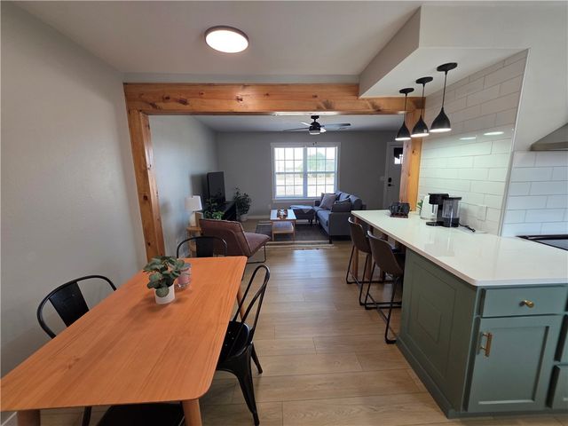 2402 SE Jayel Terrace 1, Bentonville, AR 72712