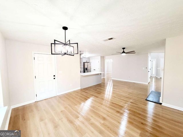 227 Millstone Drive, Hampton, GA 30228